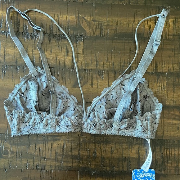 NWT Free People Intimately gray lacy bralette - Picture 3 of 4